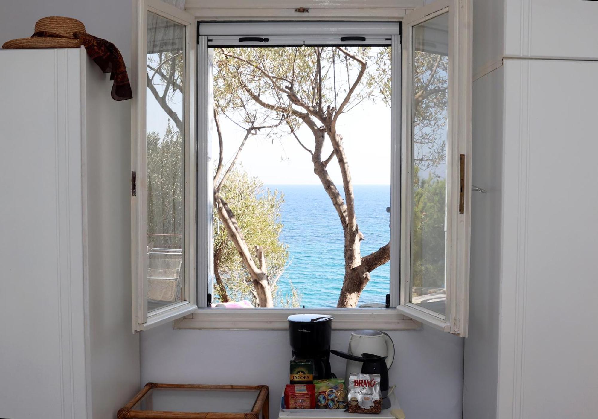 Δωμάτια Κόκκινος Πύργος Plomari Екстер'єр фото