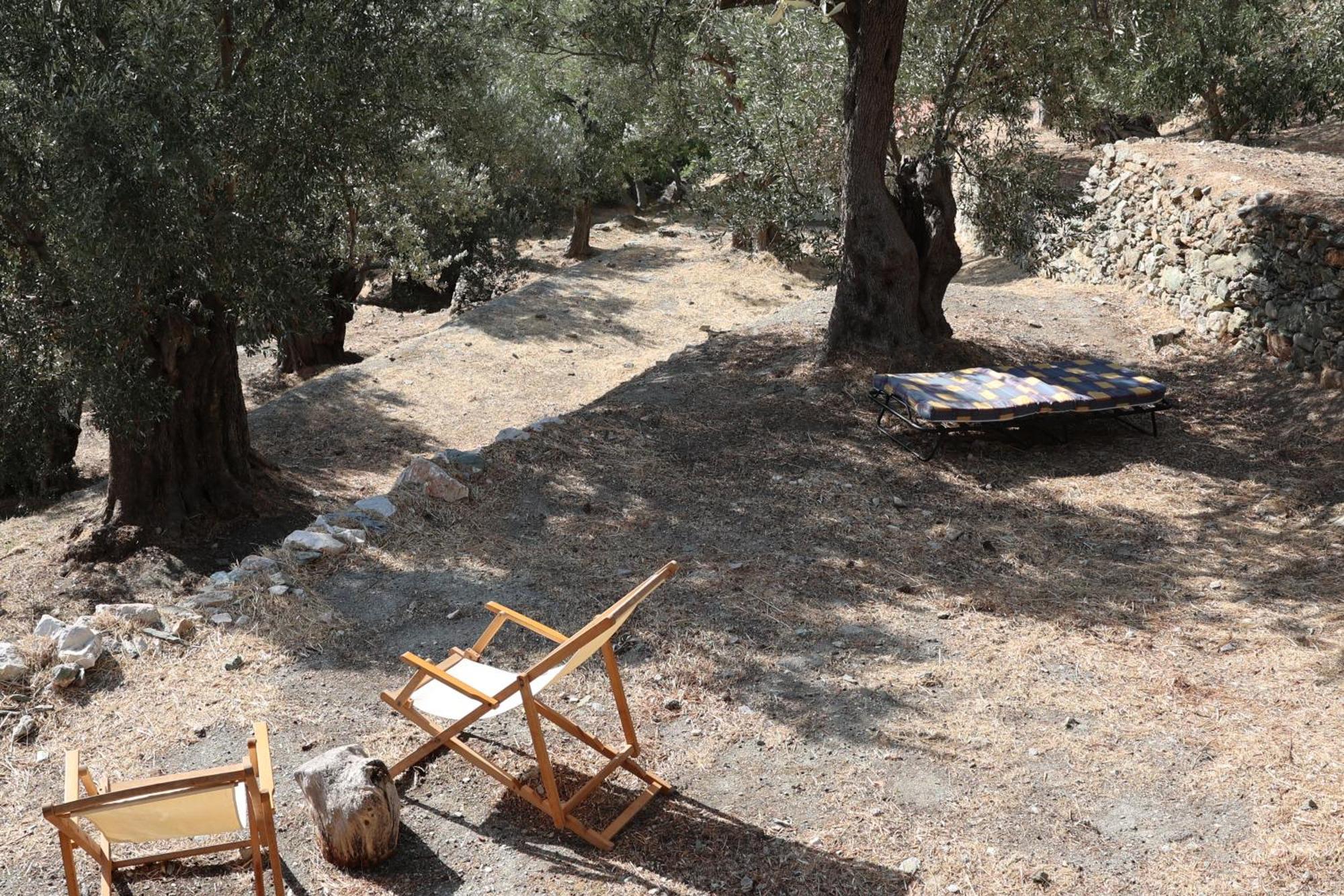Δωμάτια Κόκκινος Πύργος Plomari Екстер'єр фото