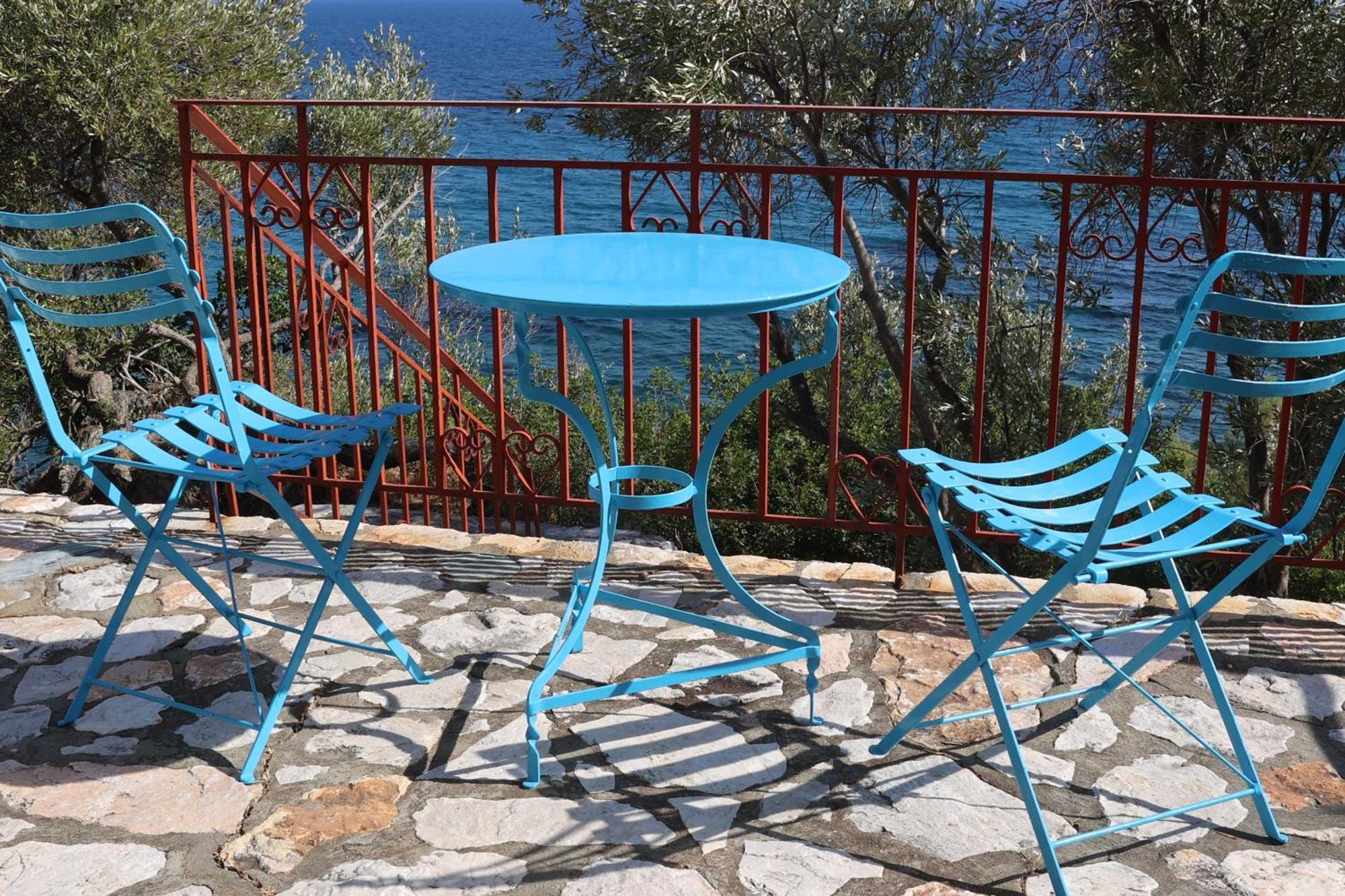 Δωμάτια Κόκκινος Πύργος Plomari Екстер'єр фото