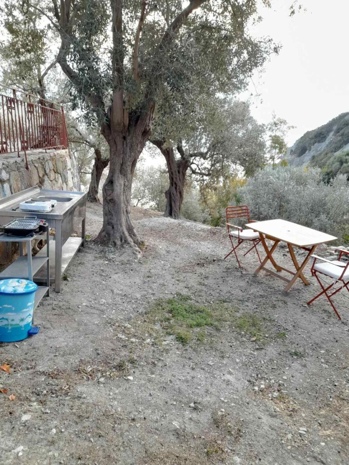 Δωμάτια Κόκκινος Πύργος Plomari Екстер'єр фото